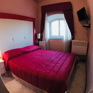 https://albergo-panorama-frascati.it-romehotels.com