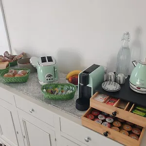  Bed and breakfast Bona