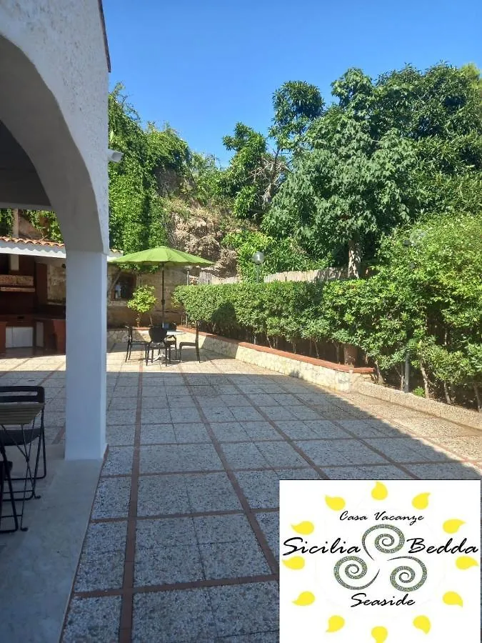 Casa Vacanze Sicilia Bedda Seaside location